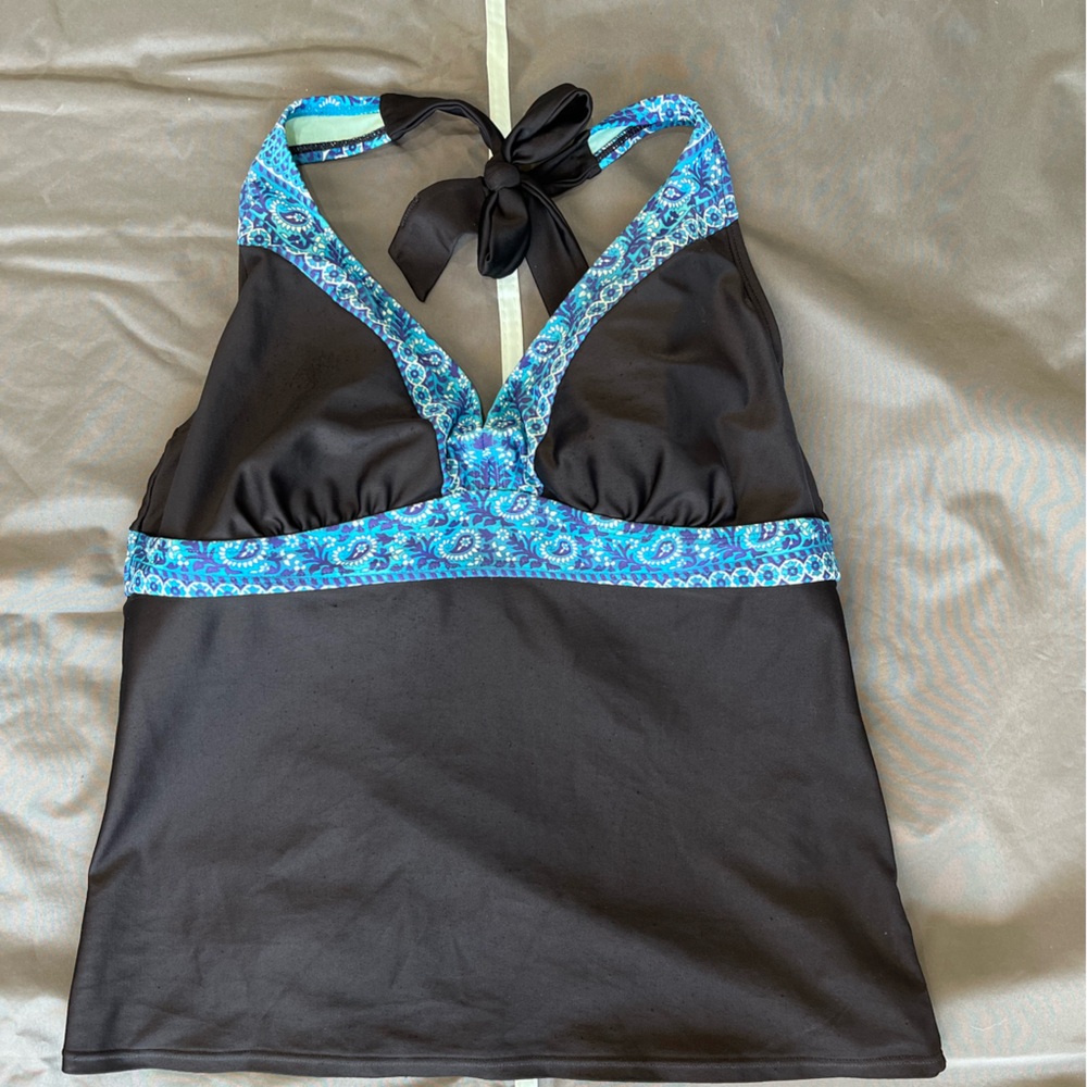 Athleta Black and Blue Patterned Swim Top